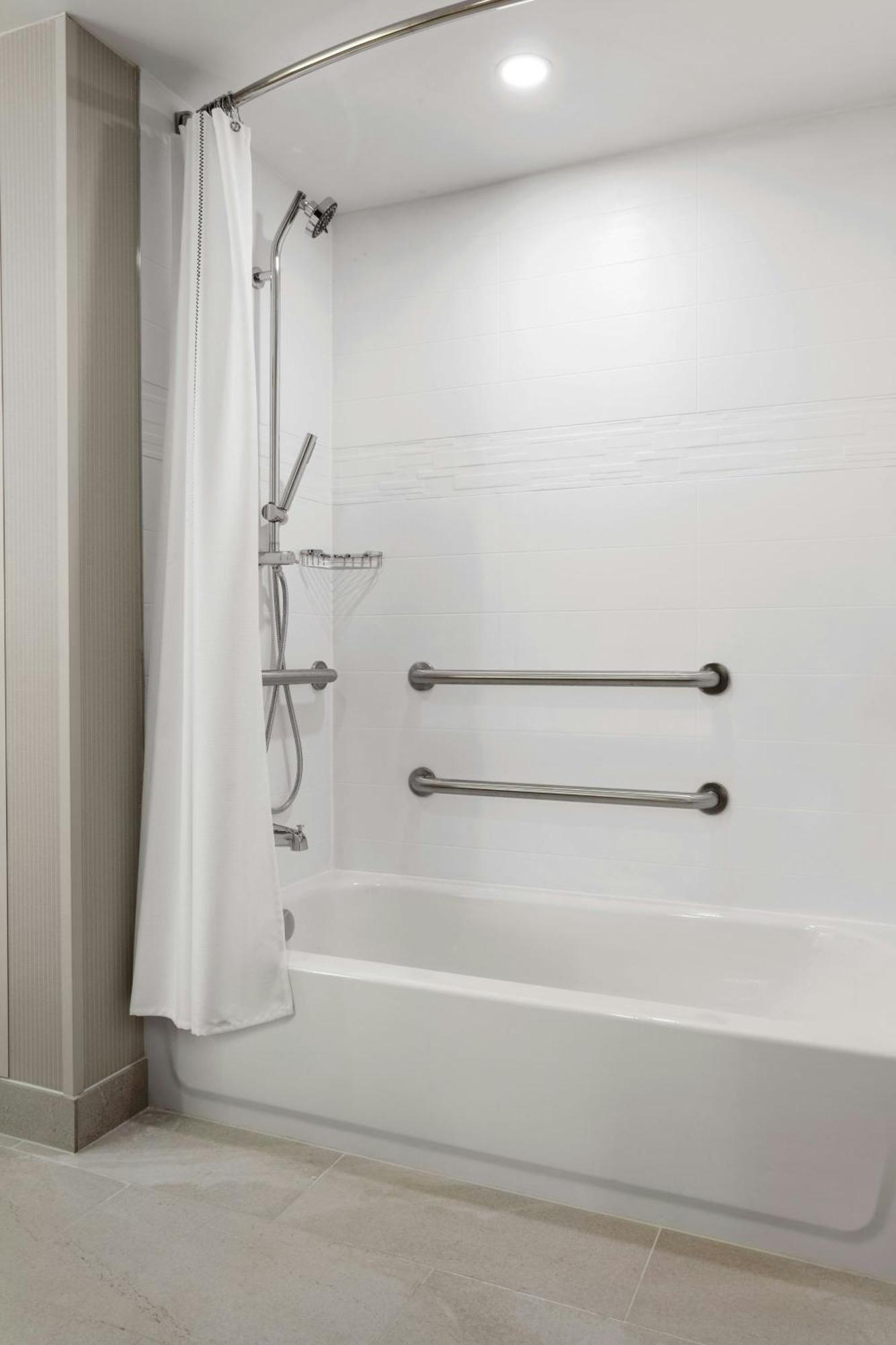 Delta Hotels By Marriott Indianapolis Airport Экстерьер фото